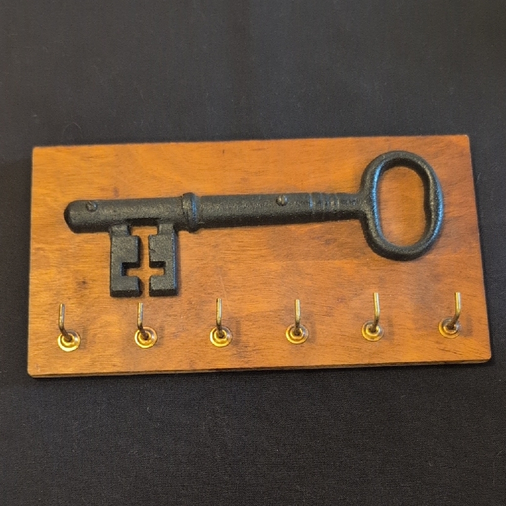 Vintage Key Hook Hanger